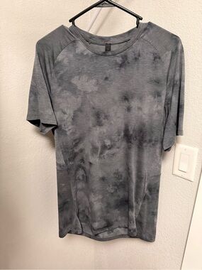 Men’s Lululemon Short Sleeve Tee - Charcoal Tie-Dye